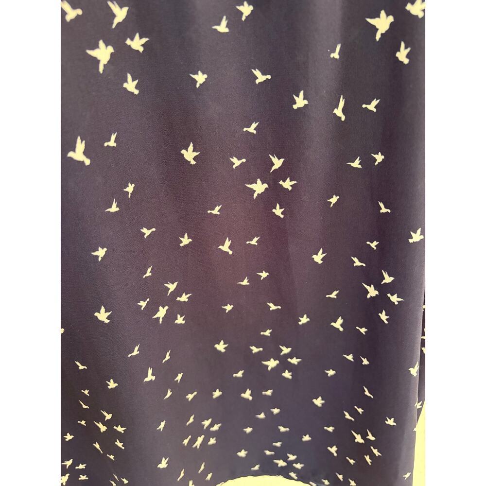 Papermoon Navy Bird Print Keyhole Tank Top Size Small Flowy Sleeveless Blouse - Picture 4 of 6